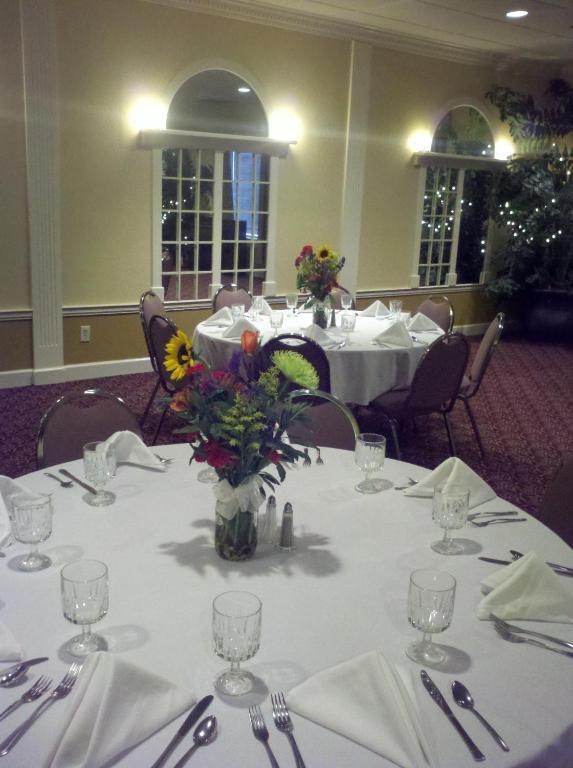 White Columns Inn Thomson Extérieur photo