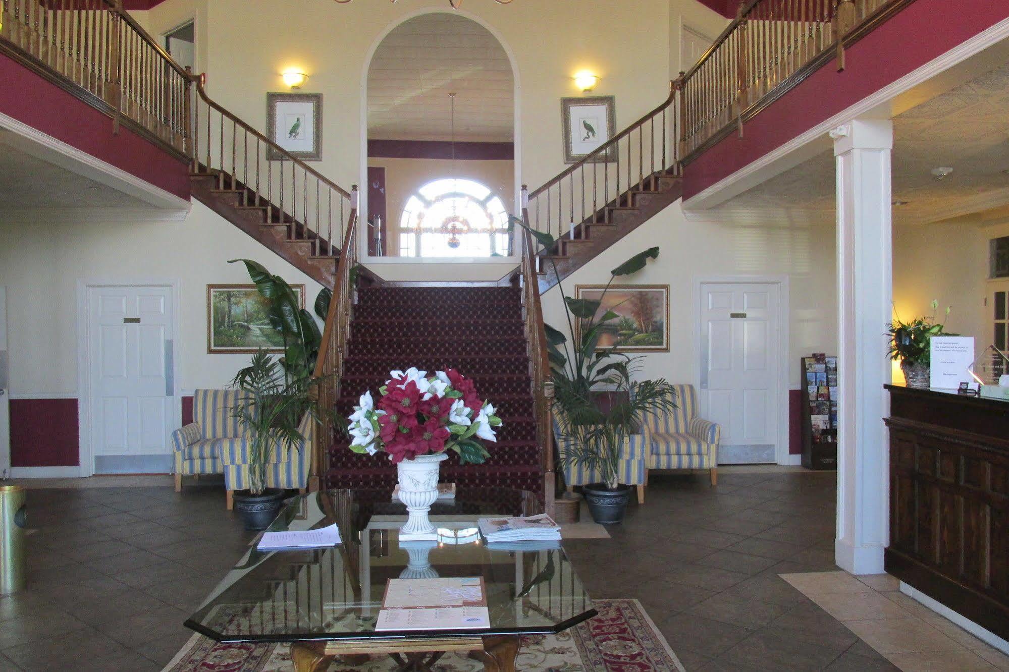 White Columns Inn Thomson Extérieur photo